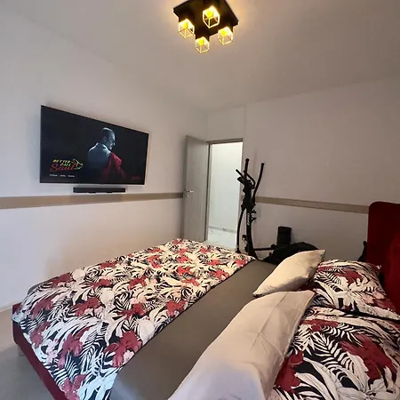 Lalaura High Quality Znjan 400 M 3 Air Conditioners Magic Sea View Free Parking Apartment Split